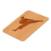 Karate-Silhouette, in Holzeffekt graviert Magnet (Linke Seite)