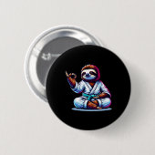 Karate Sloth Embracing Calm Serenity Button (Vorne & Hinten)
