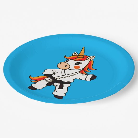 Karate und Unicorn Pappteller (Schrägansicht)