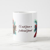 Kardinal auf der Kiefernabzweigung mit den Winterb Jumbo-Tasse (Vorderseite)