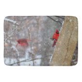 Kardinal im Schnee Badematte (Vorderseite)