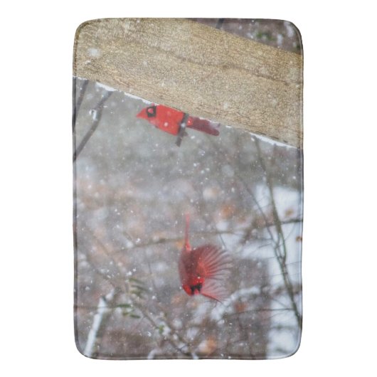 Kardinal im Schnee Badematte (Vorderseite Vertikal)