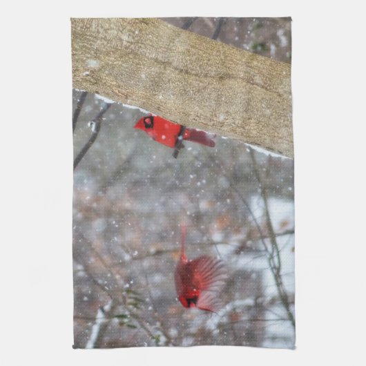 Kardinal im Schnee Geschirrtuch (Vertikal)