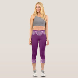 Kardinal Red Rosace Capri Leggings