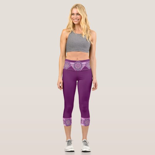 Kardinal Red Rosace Capri Leggings (Vorderseite)