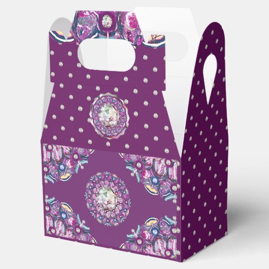 Kardinal Red Rosace Geschenkschachtel (Geöffnet)