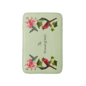 Kardinal und Hummingbird mit rosafarbener Lilie un Badematte (Vorderseite Vertikal)