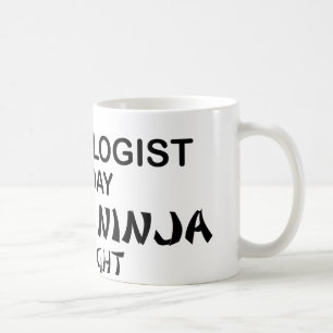 Kardiologe tödliches Ninja bis zum Nacht Kaffeetasse