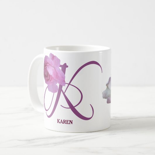 Karen-Name Monogramm Rosa Rosa Blütenblüte Kaffeetasse (Vorderseite Links)