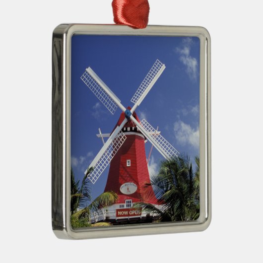 Karibik, Aruba. Alte Mühle, umgewandelt in "Mühle" Silbernes Ornament (Rechts)
