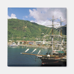 Karibik, St. Lucia, Soufriere. Boote in Magnet