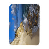 Karibik, St. Martin, Cliffs am Strand von Cupecoy Magnet (Vertikal)