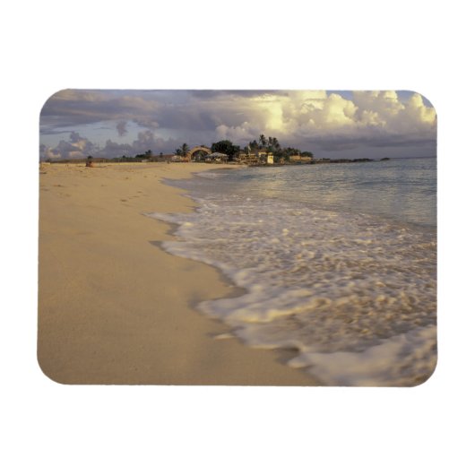 Karibik, St. Martin (St. Maarten). Maho Bay Magnet (Horizontal)