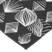 Karibischer Stammbaum - Schwarz & Weiß, Tischdecke (Schrägansicht)