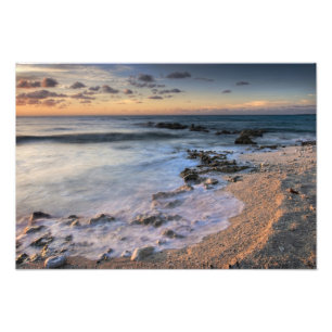 Karibisches Meer, Kaimaninseln. Brechende Wellen Fotodruck