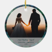 Kariert First Christmas Verheiratet Campbell Tarta Keramik Ornament (Hinten)