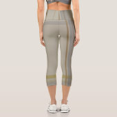 kariert in Gold, Silberkupfer, Grau und Beige Capri Leggings (Rückseite)