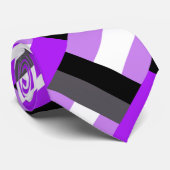 Kariert in Schwarz, Weiß, Grau und Lila Krawatte (Gerollt)