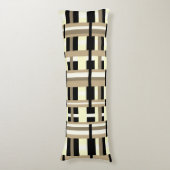 Kariert in Taupe, Tan, Black, White Modern Seitenschläferkissen (Vorderseite Vertikal)