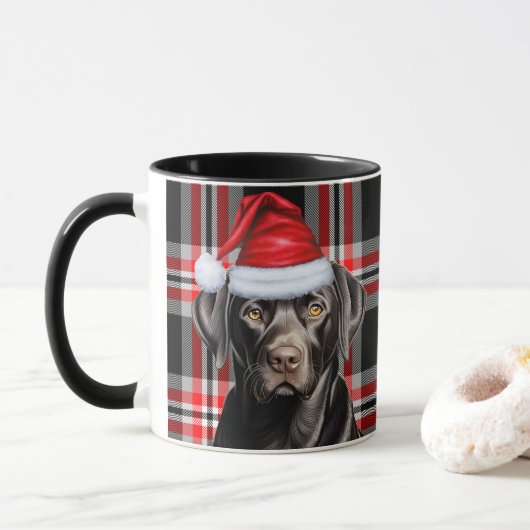 Kariert mit Black Labrador Retrieiver Tasse (Mit Donut)