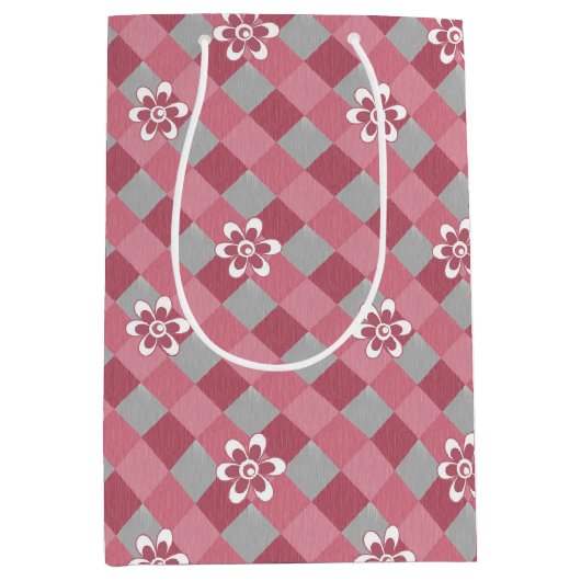 Kariert mit Kamille Blume in Grau und Rosa Mittlere Geschenktüte (Vorderseite)