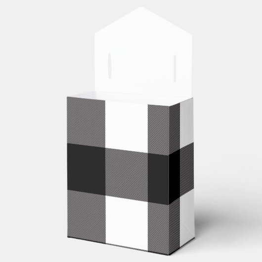 Karierte Buffalo-Plätze mit schwarzem und weißem K Geschenkschachtel (Geöffnet)