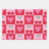 Karierte Kirschen mit rosa Herzmuster Geschenkpapier Set (Vorderseite)