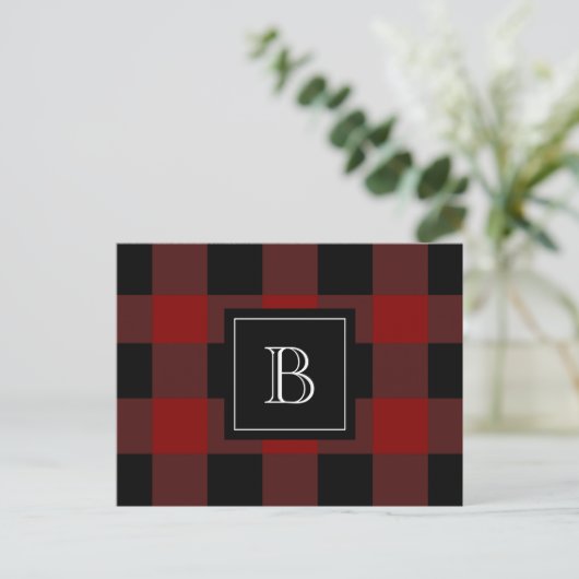 Karierte Lumberjack-Monogram, initial Red Black Postkarte (Stehend Vorderseite)