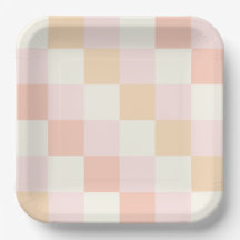Karierte Papierplatte in rosa