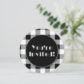 Karierte Party Einladung in Schwarz-Weiß-Buffalo (Stehend Vorderseite)