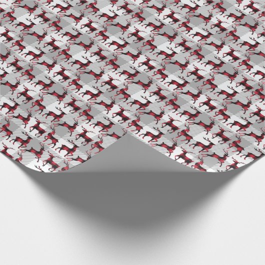 Karierte Rentiere in Rot und Schwarz Buffalo Weihn Geschenkpapier (Ecke)