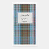 Karierte rustikale Script Wedding Tartan Serviette (Vorderseite)