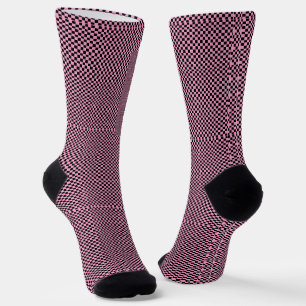 Karierte schwarze und rosa Socken