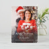 Karierte Weihnachtsfeiertage Couple Foto Schwanger Ankündigung (Stehend Vorderseite)