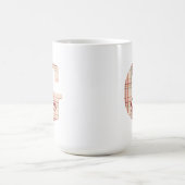 Karierte Weihnachtsmonogramm personalisiert Kaffeetasse (Mittel)