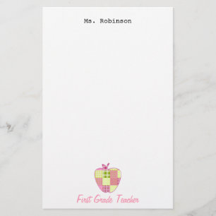 Karierter erster Grad-Lehrer Apples Briefpapier