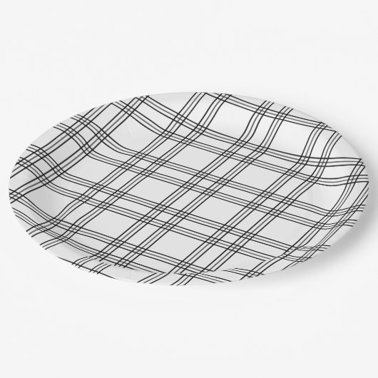 Karierter weißer Tartan mit schwarzen Linien Pappteller (Schrägansicht)