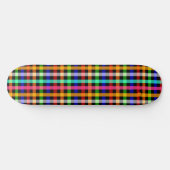 Kariertes Design von Black Multicolored Gingham Skateboard (Horizontal)