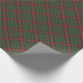 Kariertes Diagonalmuster aus grün-rotem Tartan Geschenkpapier (Ecke)