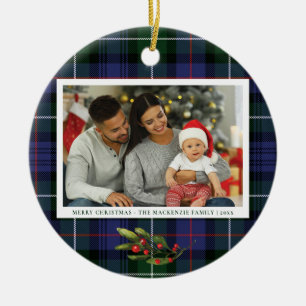 Kariertes Foto Red Berries MacKenzie Tartan Keramik Ornament
