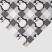 Kariertes Fußball-Muster in Schwarz-weiß und grau Seidenpapier (Detail)