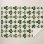 Kariertes Kleeblatt St. Patrick's Day Fleece Blank Sherpadecke (Vorderseite (Horizontal))