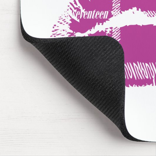 Kariertes Lila Mousepad (Ecke)