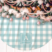 Kariertes Monogramm aus blauem Gingham und weißem  Polyester Weihnachtsbaumdecke