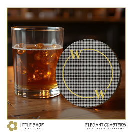 Kariertes Monogramm für das elegante Black-Gold-Gl Runder Pappuntersetzer