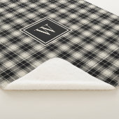 Kariertes Muster aus rutstischem Schwarz mit Monog Sherpadecke (3/4)