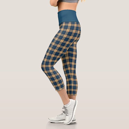 Kariertes Muster des Navy Blue Yellow Madras Capri Leggings (Links)