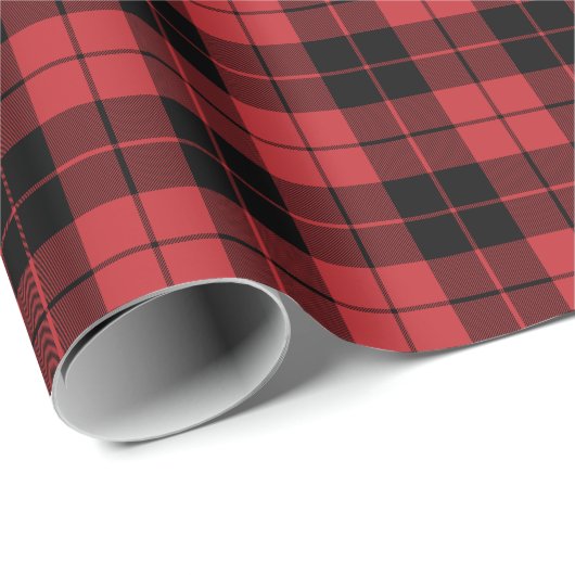Kariertes Muster dunkelrot und schwarz gestrichene Geschenkpapier (Rolleneckpunkt)