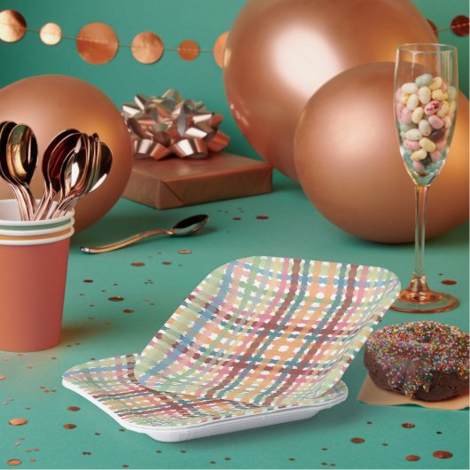 Kariertes Muster in gepunktetem Pastellton Pappteller (Multi)