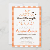 Kariertes Muster Pumpkin auf seinem Weg Herbst Bab Einladung (Vorderseite)